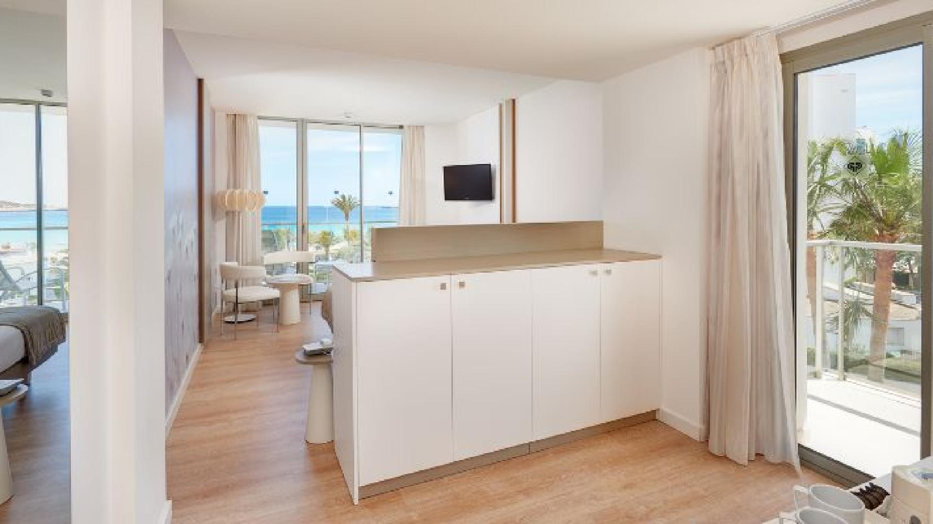 Protur Playa Cala millor